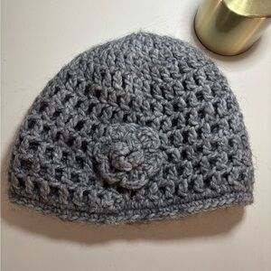 245 A Gray wool and alpaca 🦙 Crochet Beanie with Flower Accent